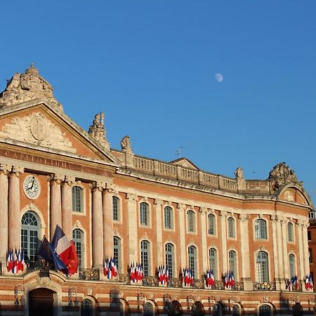 Blagnac : Appartement T2 Avec Jardin, Parking Et Climatisation Exterior foto